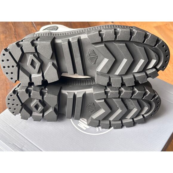 Palladium Star White Shoes‎ Women's 10 Medium REVOLT HI Tops Industrial Grunge - Picture 9 of 11